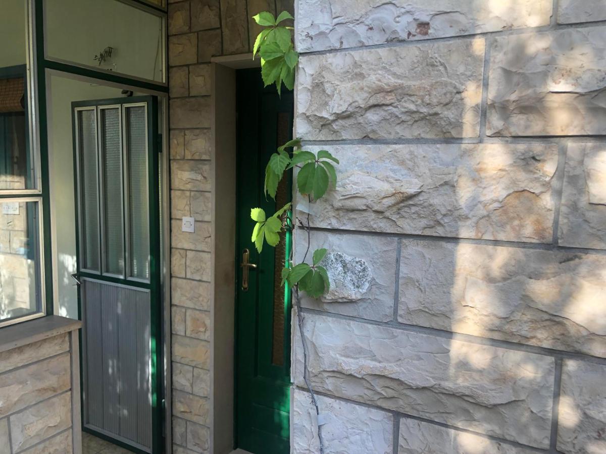 Garden Apartman Сплит Экстерьер фото